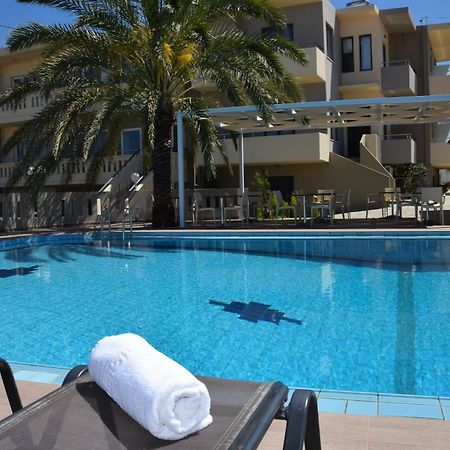 Amaryllis Aparthotel Platanés Екстериор снимка
