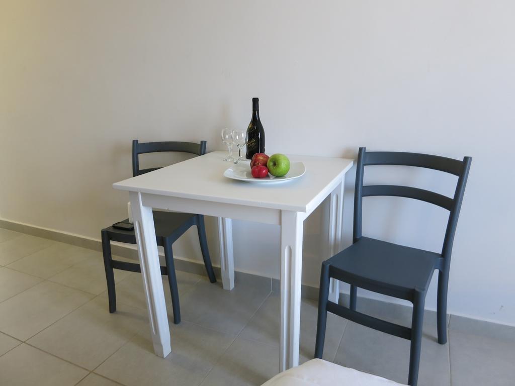 Amaryllis Aparthotel Platanés Стая снимка