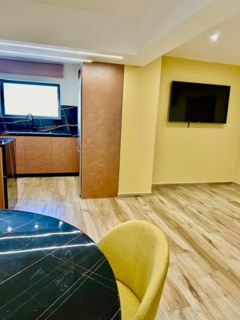 Amaryllis Aparthotel Platanés Екстериор снимка